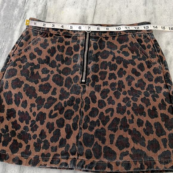 Hayden Los Angeles Animal Print Denim Mini Skirt with Decorative Zipper Small - Picture 7 of 9